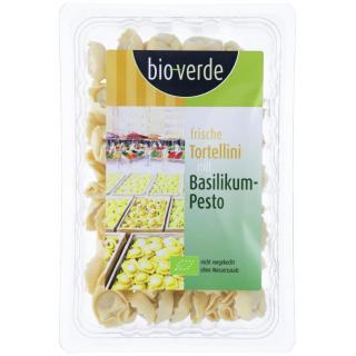 Frische Tortellini al pesto
